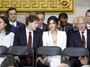 Lauren Sanchez Tepis Gosip dengan Mark Zuckerberg Setelah Insiden Mengintip