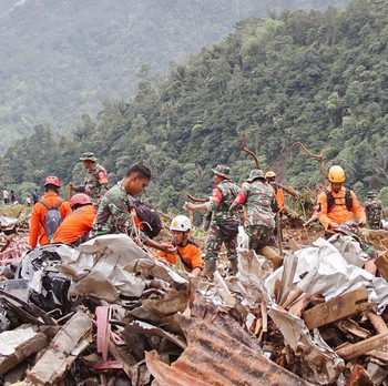 Ada Bayi, Longsor Pekalongan Tewaskan 21 Orang-Pencarian Masih Lanjut