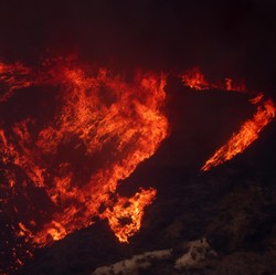 California Dilanda Kebakaran Dahsyat Baru, Perintah Evakuasi Bergema