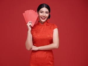 Mengenal Sejarah dan Makna Angpau dalam Tradisi Imlek