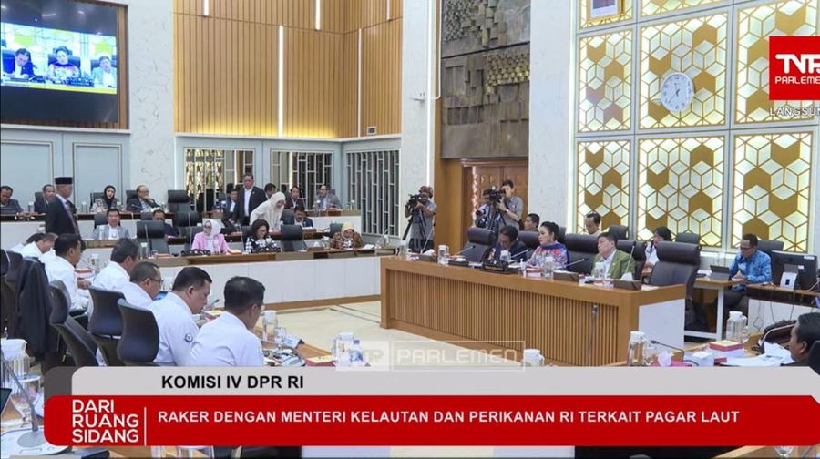 Komisi IV DPR RI Rapat Kerja dengan Menteri Kelautan dan Perikanan RI terkait Pemagaran laut dan isu-isu aktual, Kamis, 23 Januari 2025. (Tangkapan Layar Youtube DPR RI)