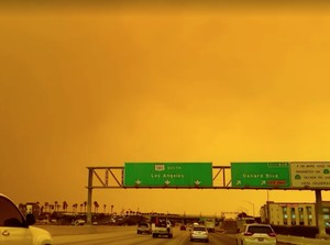 Video Langit California Berubah Jingga Imbas Kebakaran Hutan
