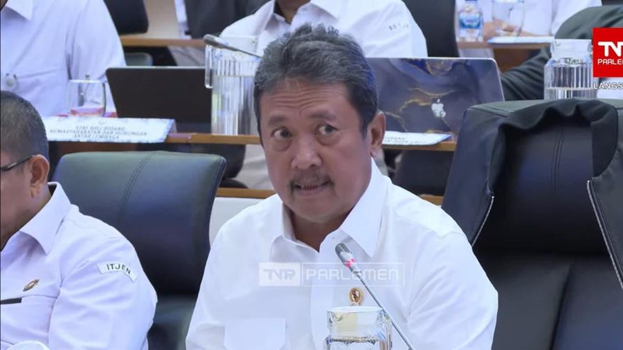 Menteri Kelautan dan Perinkanan Wahyu Sakti Trenggono saat Rapat Kerja dengan Komisi IV DPR RI, Kamis (23/1/2025). (Tangkapan Layar Youtube DPR RI)