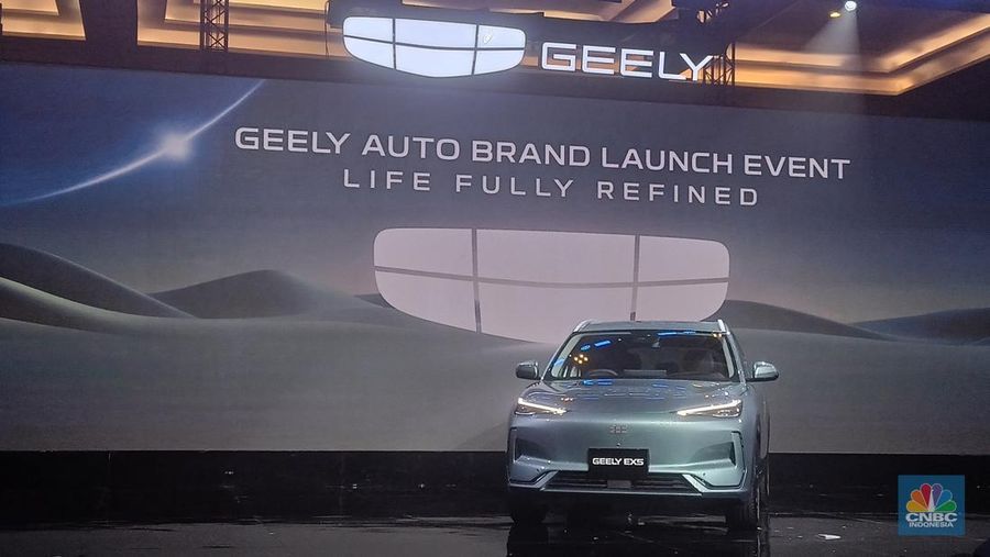 Pabrikan mobil asal China, Geely kembali masuk ke Indonesia dengan line up baru, yakni mobil listrik Geely EX5. (CNBC Indonesia/Ferry Sandi)
