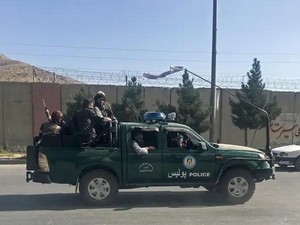 Taliban Eksekusi Mati Pelaku Pembunuhan di Depan Ribuan Orang