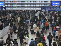 Hampir Satu Penduduk RI, Segini Jumlah Perjalanan Mudik Imlek di China