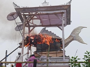 Jenazah Jero Gede Batur Alitan Akhirnya Dikremasi, Palebon Selesai!