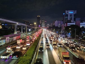 Titik Kepadatan Tol Dalam Kota Jakarta hingga Tol JORR Malam Ini