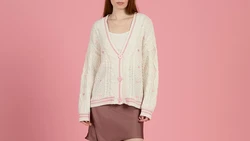 Taylor Swift Rilis Cardigan Lover untuk Valentine, Hanya Dijual 72 Jam