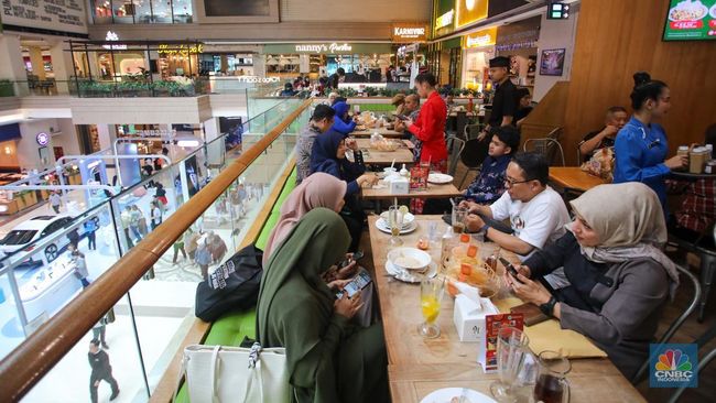 Indeks Keyakinan Konsumen April 2025: Di Level 121,7, Masih Optimistis