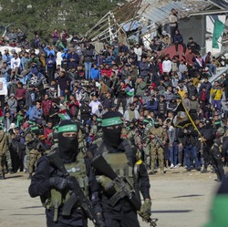 Usai 'Ditolak' RI, Trump Mau Relokasi Warga Gaza ke 2 Negara Arab Ini