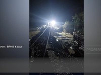 Rel Kereta Dihantam Banjir di Jawa Tengah, 11 Rute KA Dialihkan