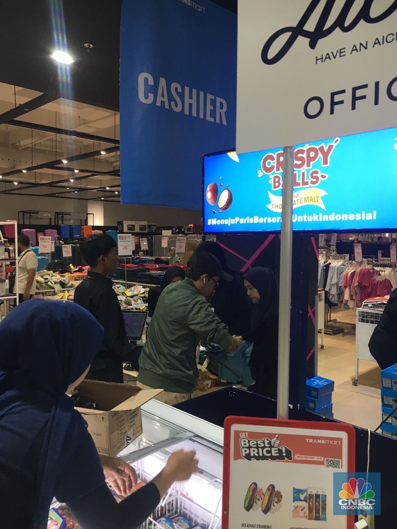 Transmart Graha Bintaro siap menjadi tuan rumah pameran 
houseware terbesar yang telah mendulang sukses di beberapa perhelatan sebelumnya. 
Pameran houseware yang sangat dinanti - nantikan ini akan hadir mulai tanggal 25 Januari sampai dengan 2 Februari 2025 mendatang. (Dok Transmar)