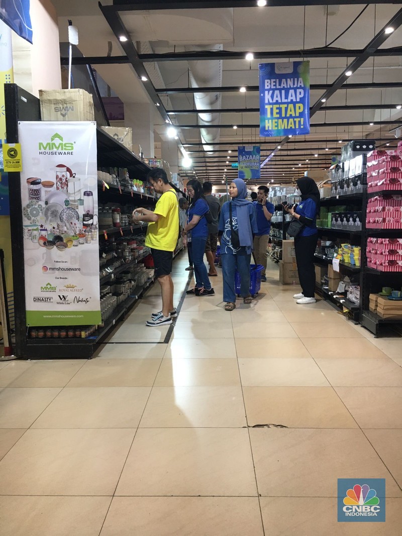 Transmart Graha Bintaro siap menjadi tuan rumah pameran 
houseware terbesar yang telah mendulang sukses di beberapa perhelatan sebelumnya. 
Pameran houseware yang sangat dinanti - nantikan ini akan hadir mulai tanggal 25 Januari sampai dengan 2 Februari 2025 mendatang. (Dok Transmar)