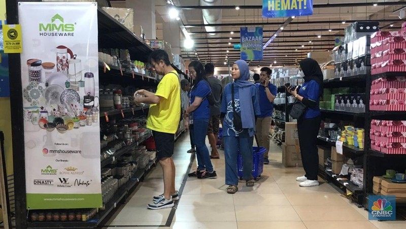 Transmart Graha Bintaro siap menjadi tuan rumah pameran 
houseware terbesar yang telah mendulang sukses di beberapa perhelatan sebelumnya. 
Pameran houseware yang sangat dinanti - nantikan ini akan hadir mulai tanggal 25 Januari sampai dengan 2 Februari 2025 mendatang. (Dok Transmar)