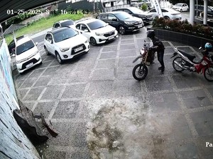 Pencuri di Bandar Lampung Gasak Motor Trail 10 Detik, Pelaku Terekam CCTV