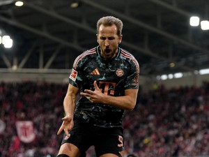 Aksi Bersejarah Harry Kane dan Eric Dier di Bundesliga