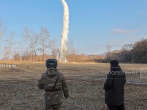 Video: Korea Utara Uji Coba Rudal Jelajah Besar-besaran