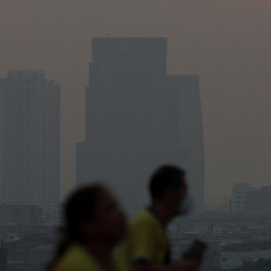Potret Suram Tetangga RI, Polusi Udara Memburuk-Warga Sulit Bernafas