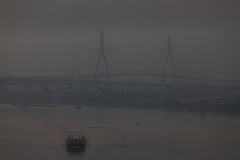 THAILAND-DAILYLIFE/ People attend a running event on the newly constructed cable-stayed Rama X Bridge or