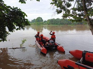 Detik-detik Perahu Ditumpangi Pasutri Karam Usai Alami Kebocoran, Suami Hilang