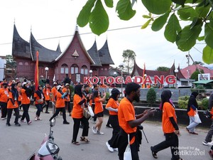 Jelajah Koto Gadang di Agam dengan Jalan Kaki, Seseru Ini!
