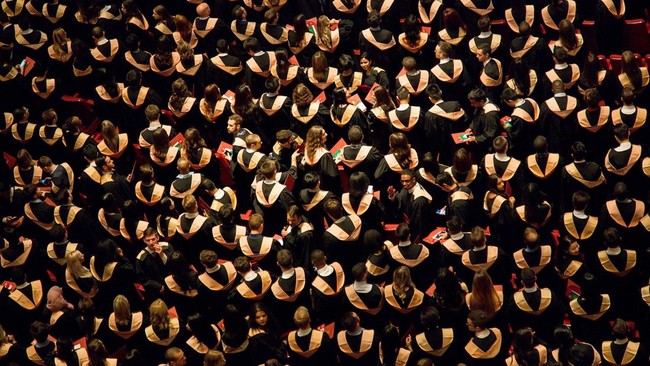 10 Jurusan Kuliah Paling Disesali Mahasiswa Setelah Lulus