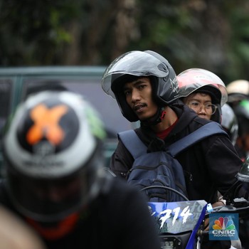Ngeri, Ini Penampakan Jalur Alternatif Puncak Padat Tak Bergerak