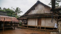 Melihat Lebih Dekat Rumah Adat Suku Baduy