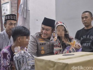 Polres Blitar Beri Trauma Healing pada Anak Uswatun Korban Mutilasi Antok