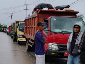 Pemkab Pelalawan Ungkap Alasan Sampah Numpuk, Ternyata Imbas Jalintim Banjir