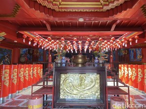 Vihara Widhi Sakti Sukabumi Bersolek Sambut Imlek dan Cap Go Meh