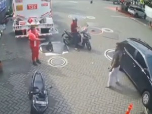 2 Petugas SPBU Dikeroyok Usai Tegur Pengunjung yang Merokok