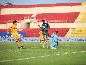 Melihat Lagi Momen Baku Hantam Semen Padang Diklaim Jadi Biang Kerok PSS Keok