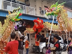 Atraksi Barongsai Jadi Pertunjukan yang Dinanti Saat Imlek
