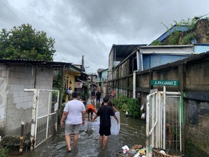Jl KH A Wahab II Cengkareng Masih Terendam Banjir, Begini Kondisinya