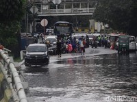 Siaga Hujan Petir di 31 Januari-3 Februari, BMKG: Awas Bencana Banjir