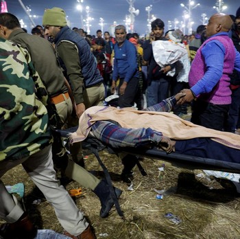 Potret Horor Festival Religi di India, Berdesakan-Makan Korban Jiwa