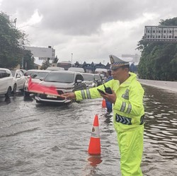 Banjir! Cek Kondisi Terbaru Lalu Lintas Arah Bandara Soetta Hari Ini