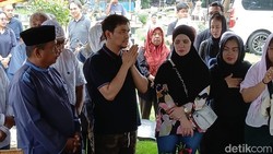 Indra Bekti Ungkit Kenangan Bareng Mendiang Ibu Sambung