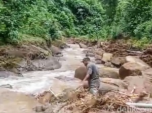 Terdampak Longsor, 1.000 KK di 7 Dusun Bondowoso Krisis Air Bersih