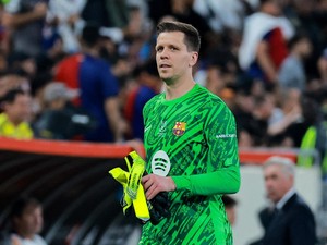 Hansi Flick Akan Balik Pilih Szczesny Lagi, Ter Stegen Diparkir