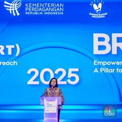 Anggaran MBG Jadi Rp171 T, Sri Mulyani Titip Pesan Khusus ke BI-OJK