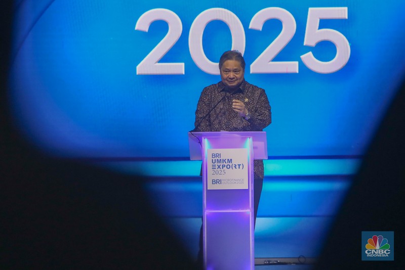 Opening ceremony BRI UMKM EXPO(RT) dan BRI Microfinance Outlook 2025 di Nusantara Hall, ICE BSD, Tangerang, Banten, Kamis (30/1/2025). Opening ceremony BRI UMKM EXPO(RT) dan BRI Microfinance Outlook 2025 di Nusantara Hall, ICE BSD, Tangerang, Banten, Kamis (30/1/2025). (CNBC Indonesia/Faisal Rahman)