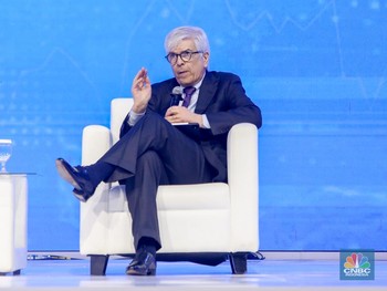 Peraih Nobel Ini Ungkap Strategi BYD Singkirkan Tesla, Jadi No.1 Dunia