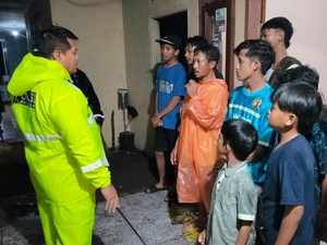 Warga Terdampak Tanah Gerak di Purwodadi Dievakuasi
