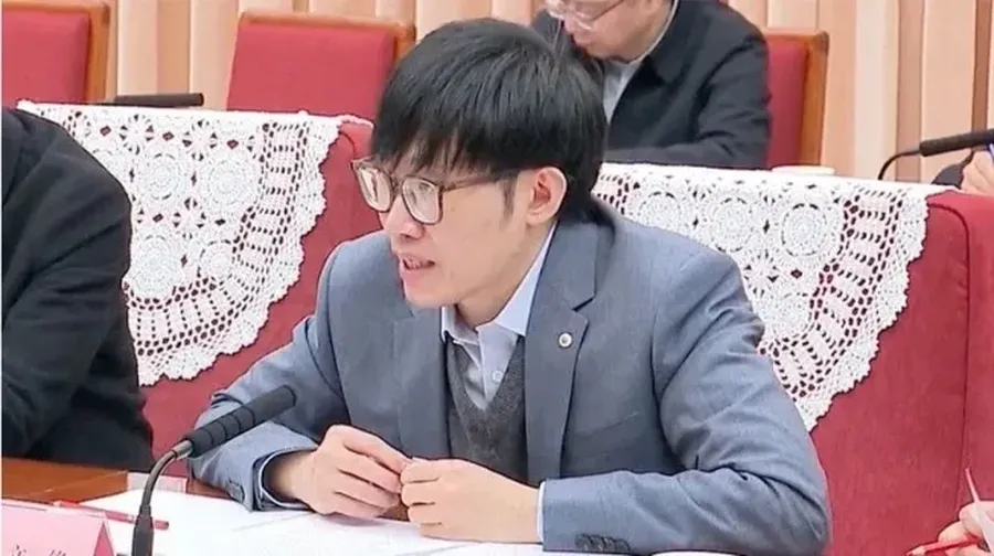 Profil Liang Wenfeng Pendiri DeepSeek (X/hosun_chung)