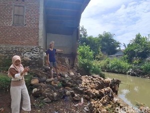 Rumah Longsor Berkali-kali, Warga Lubuklinggau Waswas Hadapi Musim Hujan
