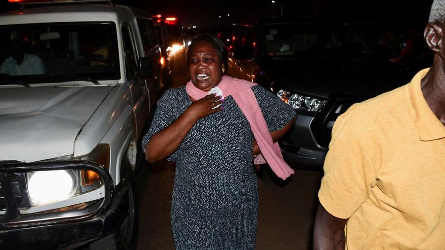 Puing-puing pesawat yang jatuh dan menewaskan banyak orang saat menuju ibu kota Juba, di bandara ladang minyak Unity, Negara Bagian Unity, Sudan Selatan, 29 Januari 2025. (REUTERS/Stringer)