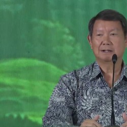 Prabowo Pangkas APBN Rp306 T, Hashim: Banyak Program Konyol!